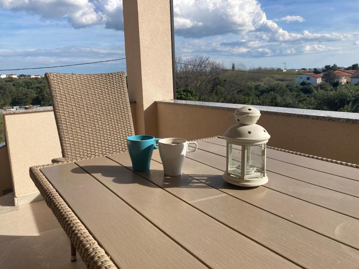Apartman Hmelina Vrsi Luaran gambar
